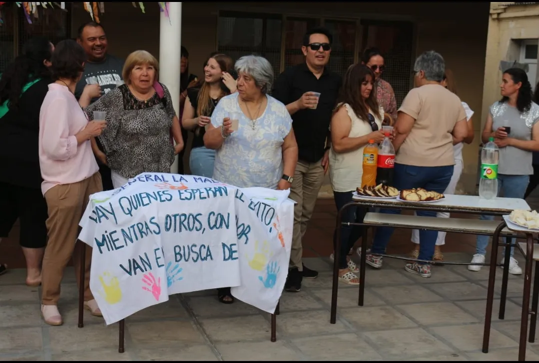 Screenshot_20241127-063256_WhatsApp