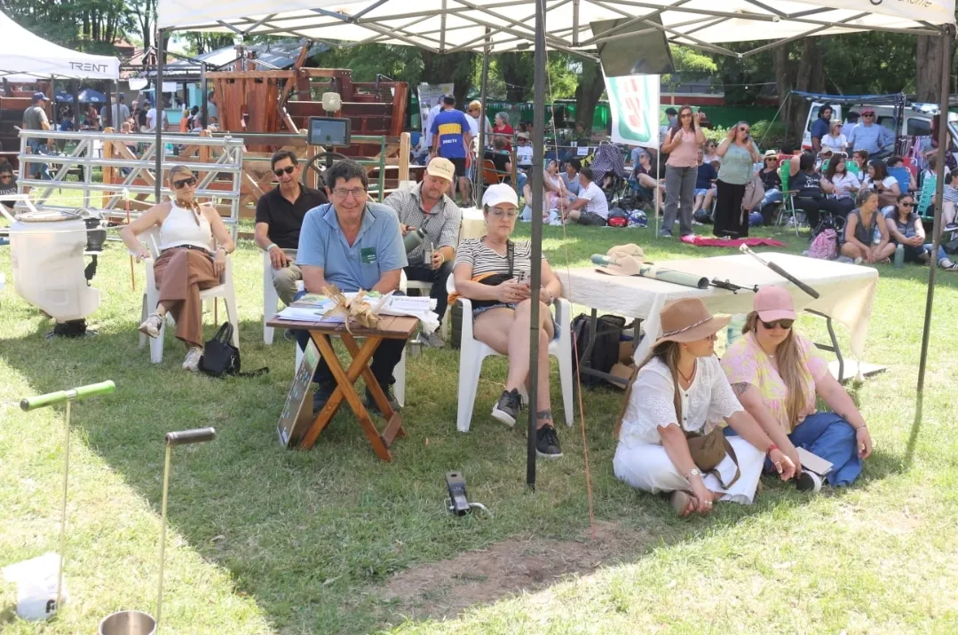 Screenshot_20251116_071759_WhatsApp