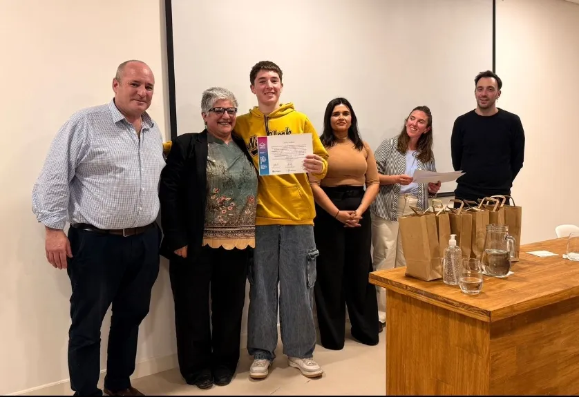 Screenshot_20250911-050612_WhatsApp