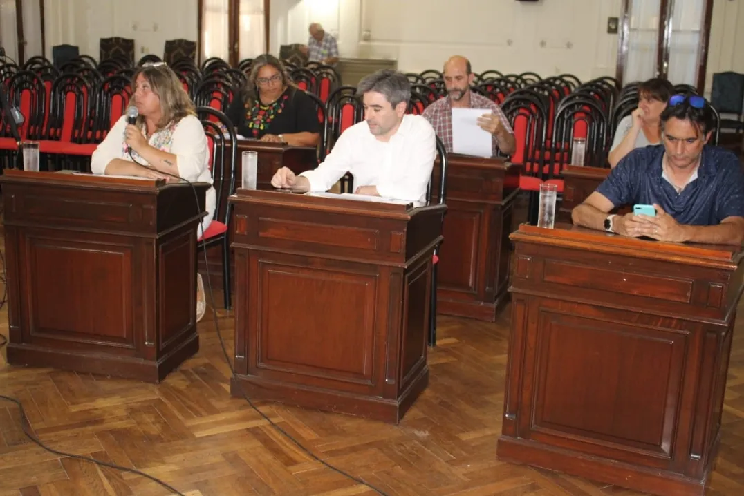 Screenshot_20240216-021409_WhatsApp