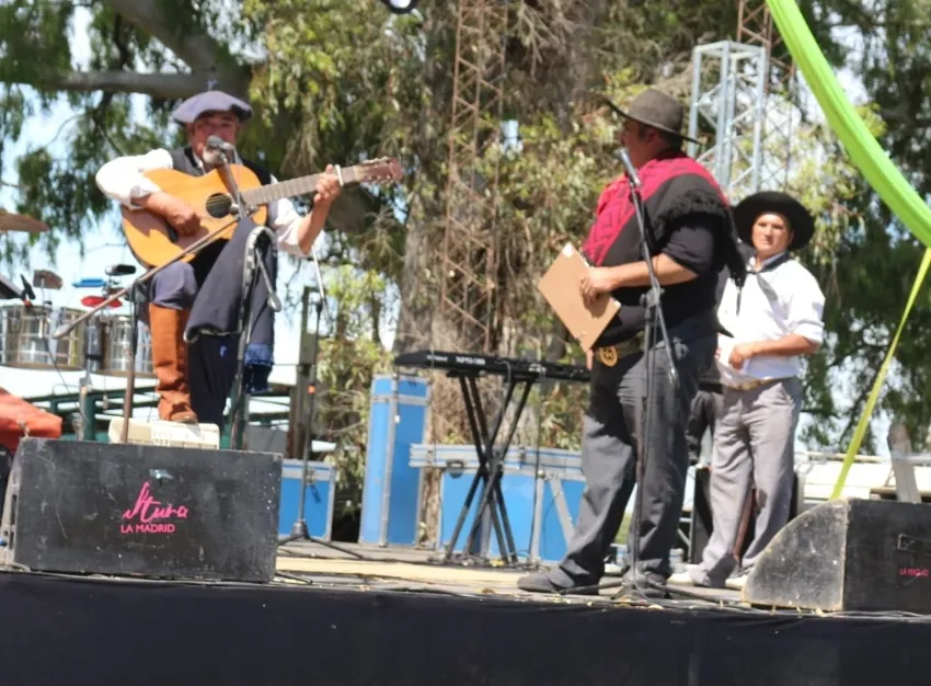 Screenshot_20251116_071856_WhatsApp