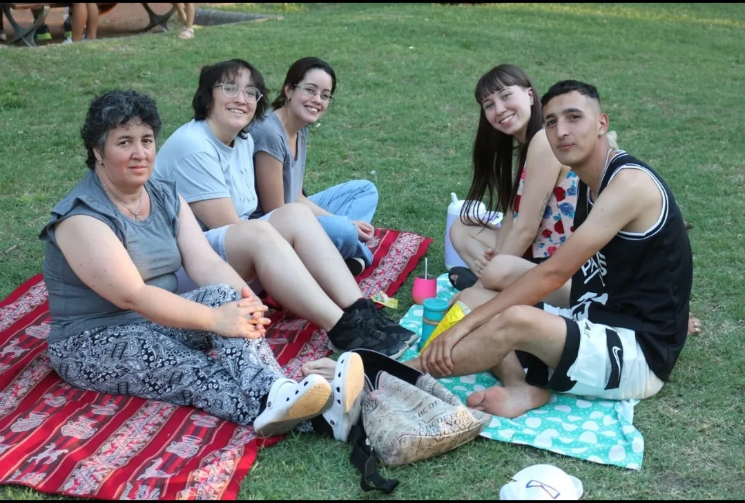 Screenshot_20241223-045415_WhatsApp