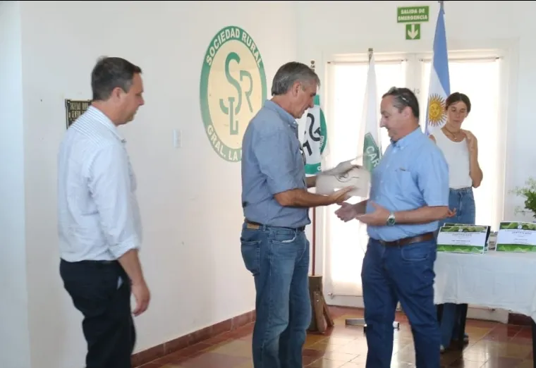 Screenshot_20251116_072839_WhatsApp