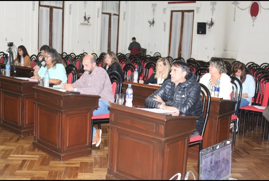 Screenshot_20250411-070659_WhatsApp