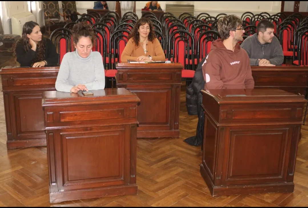 Screenshot_20250716-065424_WhatsApp