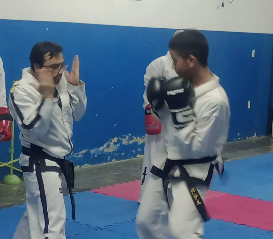 Screenshot_20251123_065206_WhatsApp