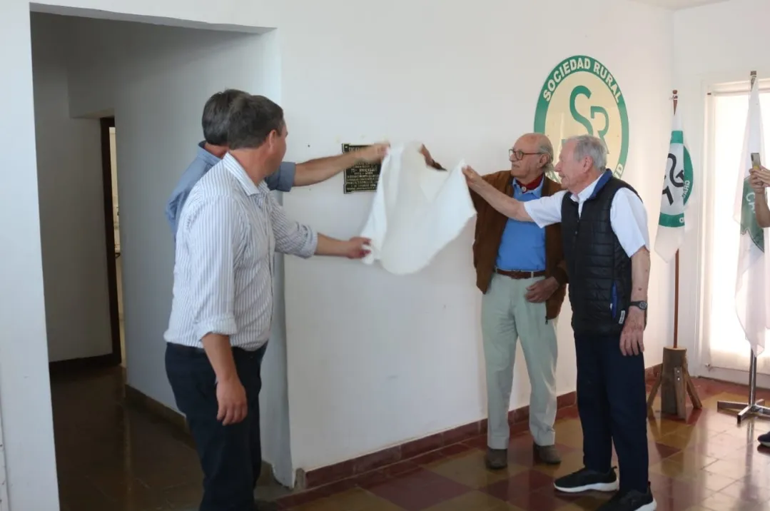 Screenshot_20251116_072857_WhatsApp