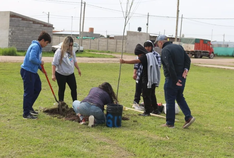 Screenshot_20251010-071918_WhatsApp