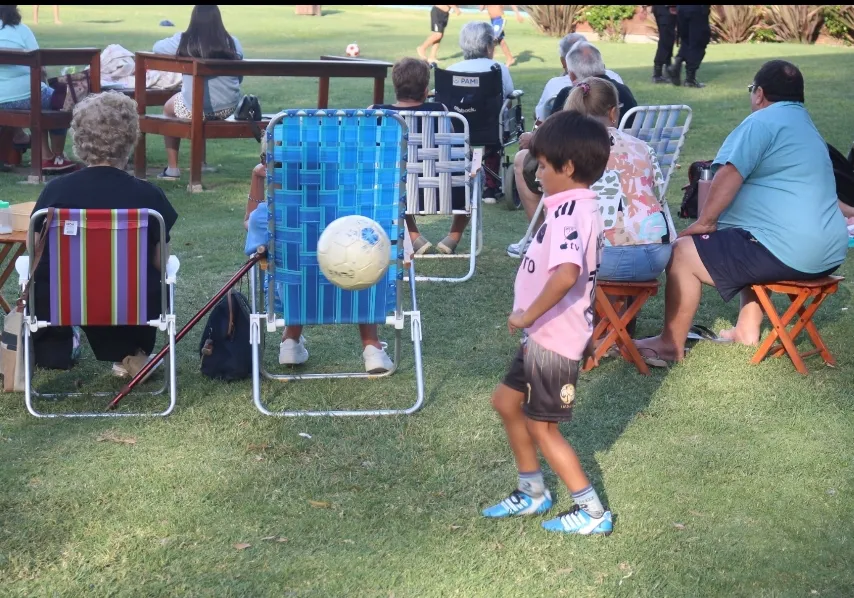 Screenshot_20250119-231132_Photos