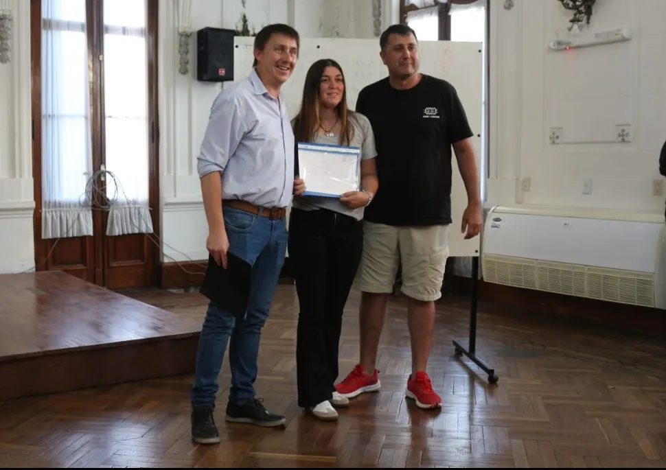 Screenshot_20241206-064233_WhatsApp