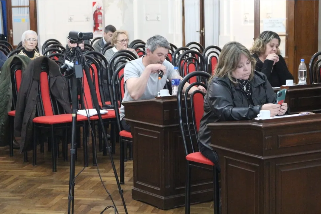 Screenshot_20240913-004306_WhatsApp