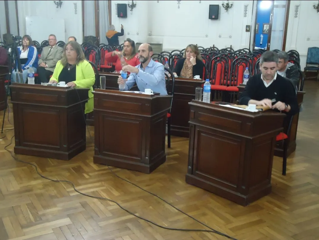 Screenshot_20240412-062328_WhatsApp