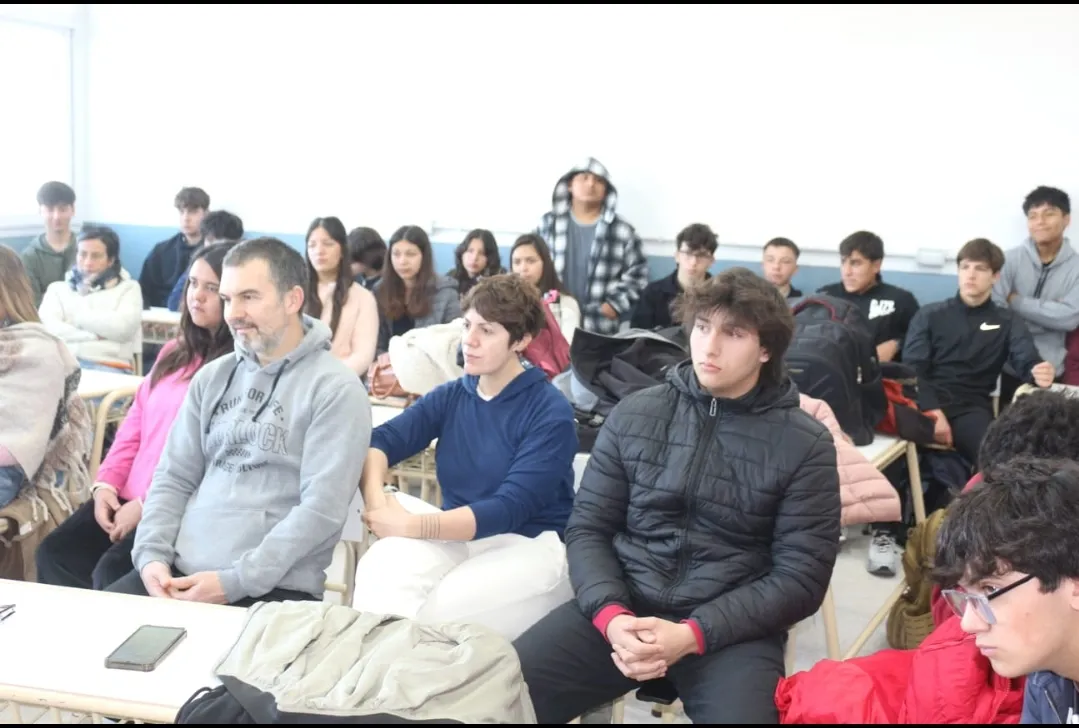 Screenshot_20250909-071855_WhatsApp