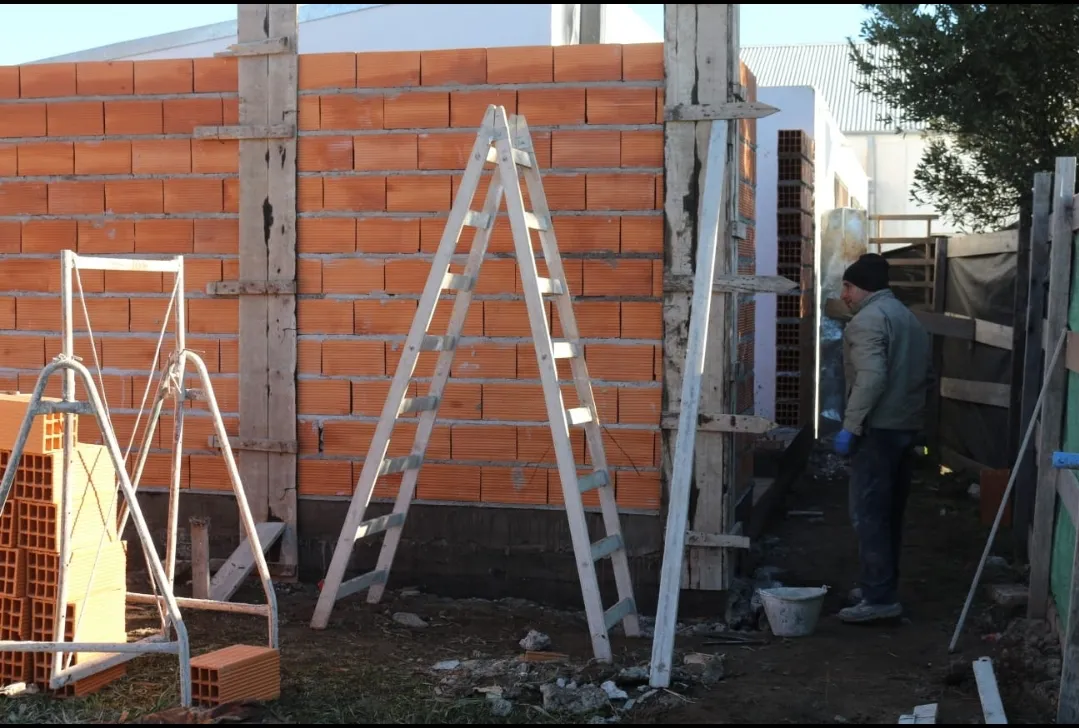 Screenshot_20250606-072105_WhatsApp