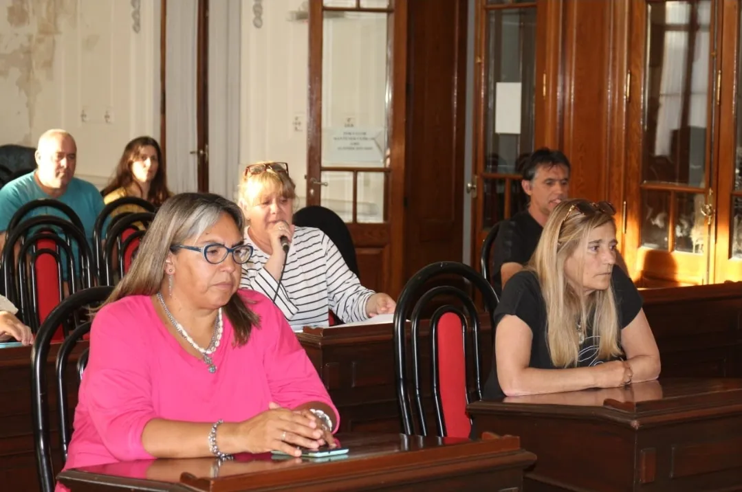 Screenshot_20251202_070444_WhatsApp