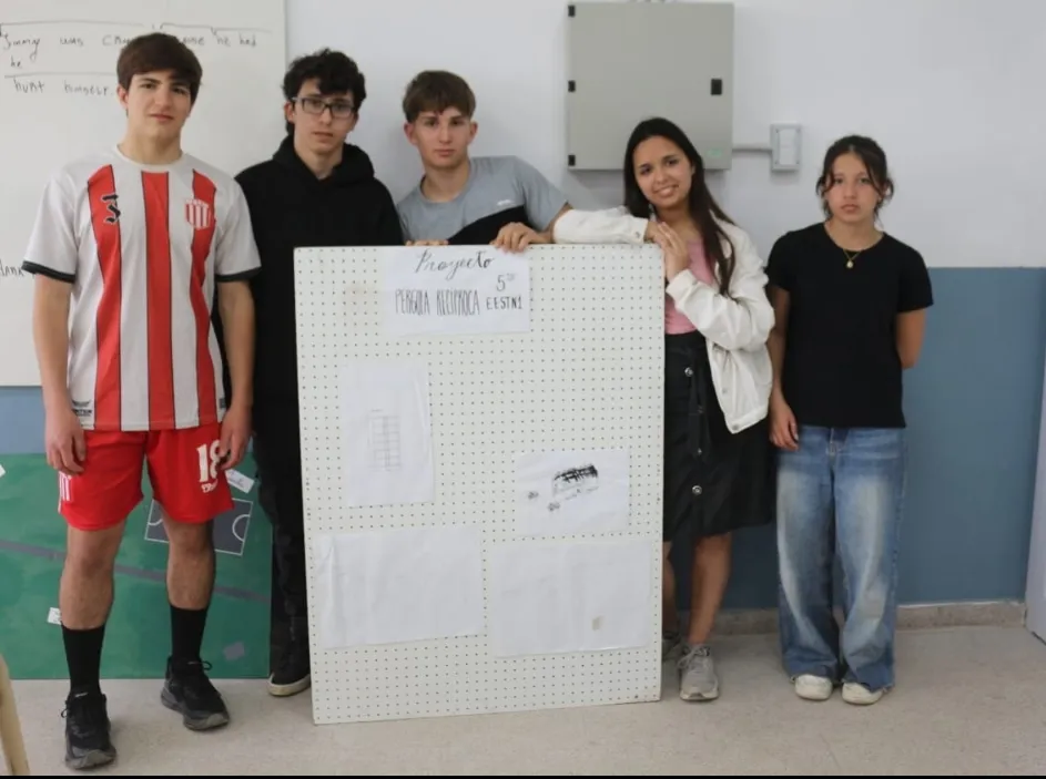 Screenshot_20250917-065321_WhatsApp