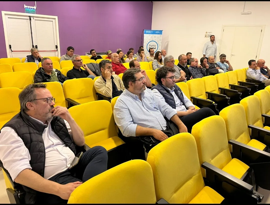 Screenshot_20251009-203610_WhatsApp