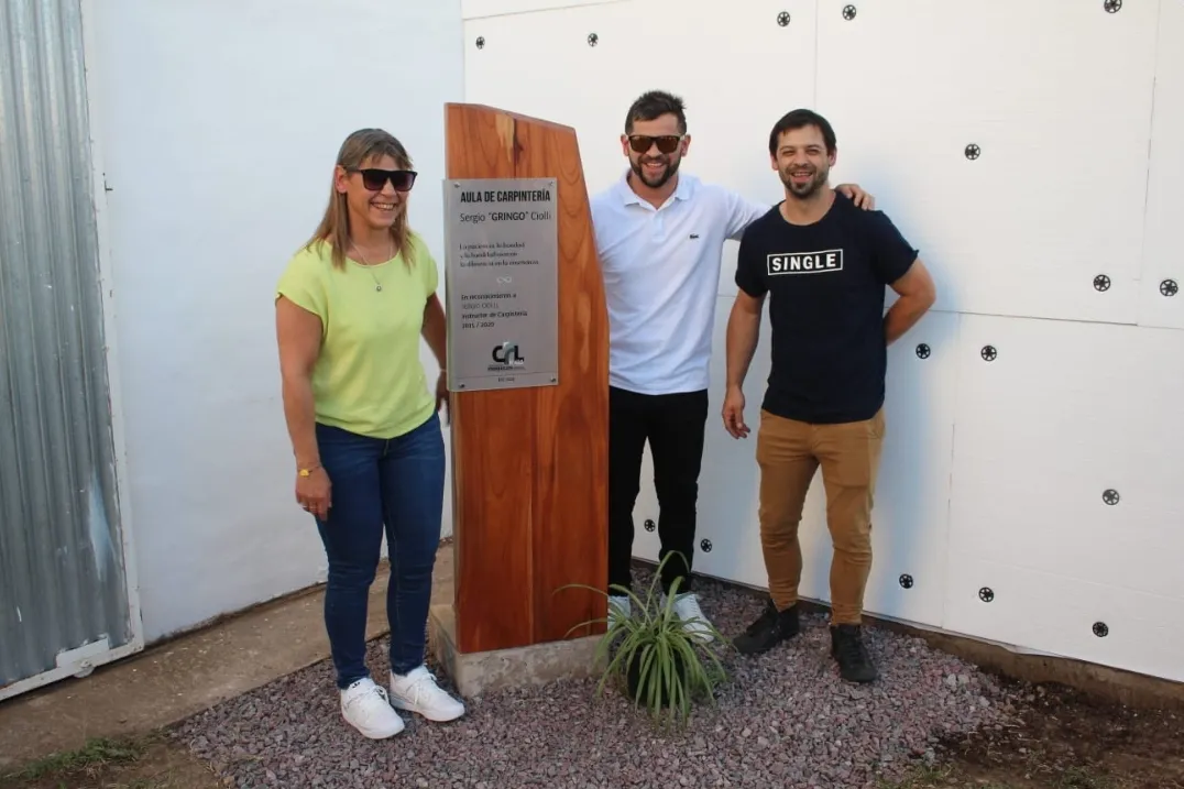 Screenshot_20231208-062729_WhatsApp