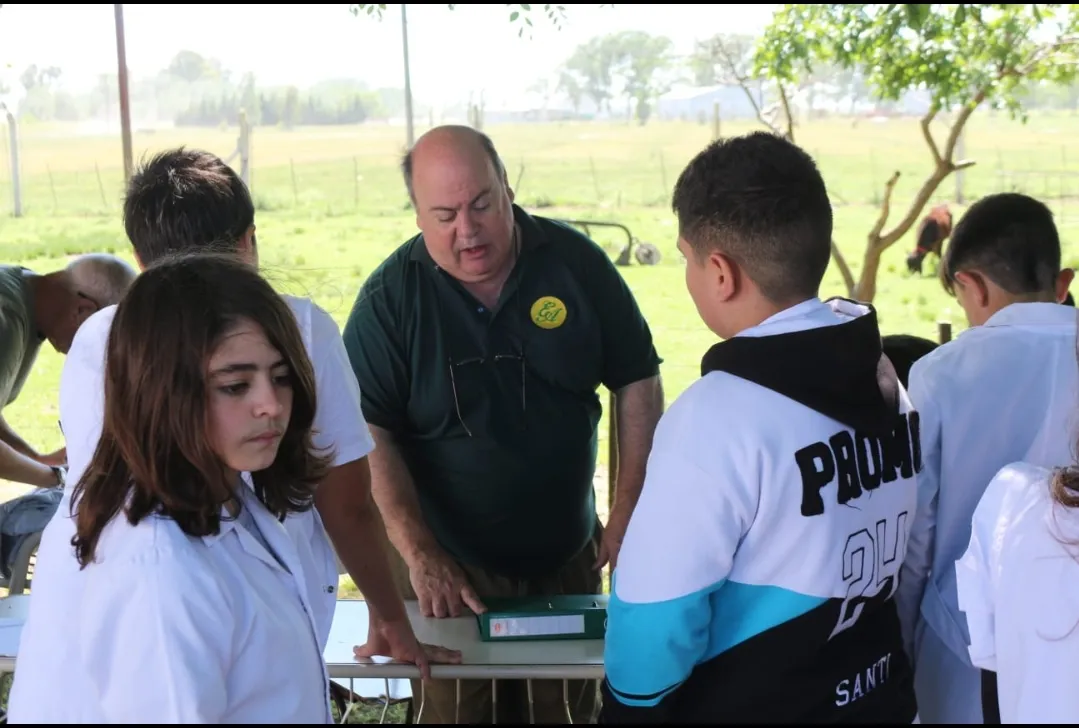 Screenshot_20241115-063332_WhatsApp