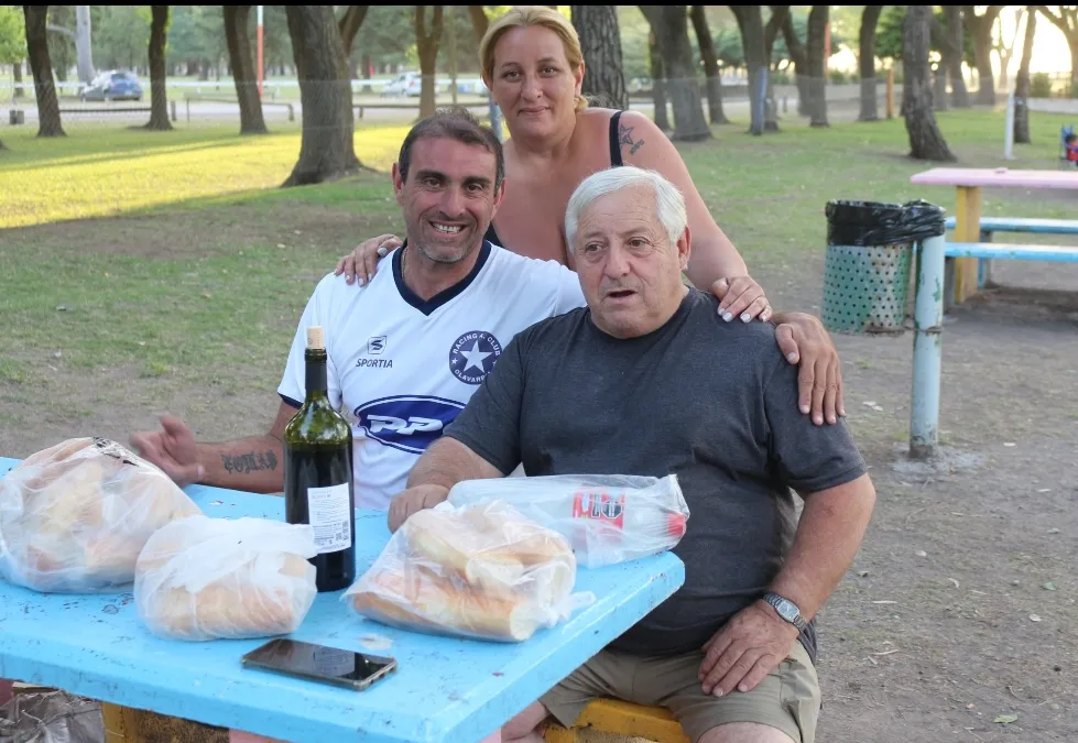 Screenshot_20250105-034730_Photos